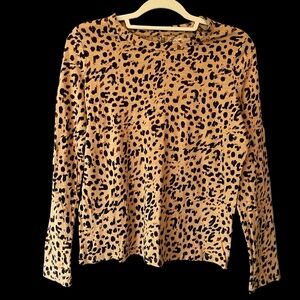 COPY - Banana Republic Long Sleeve Leopard T Sz L